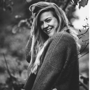 Emily Koko Singer & Songwriter 1